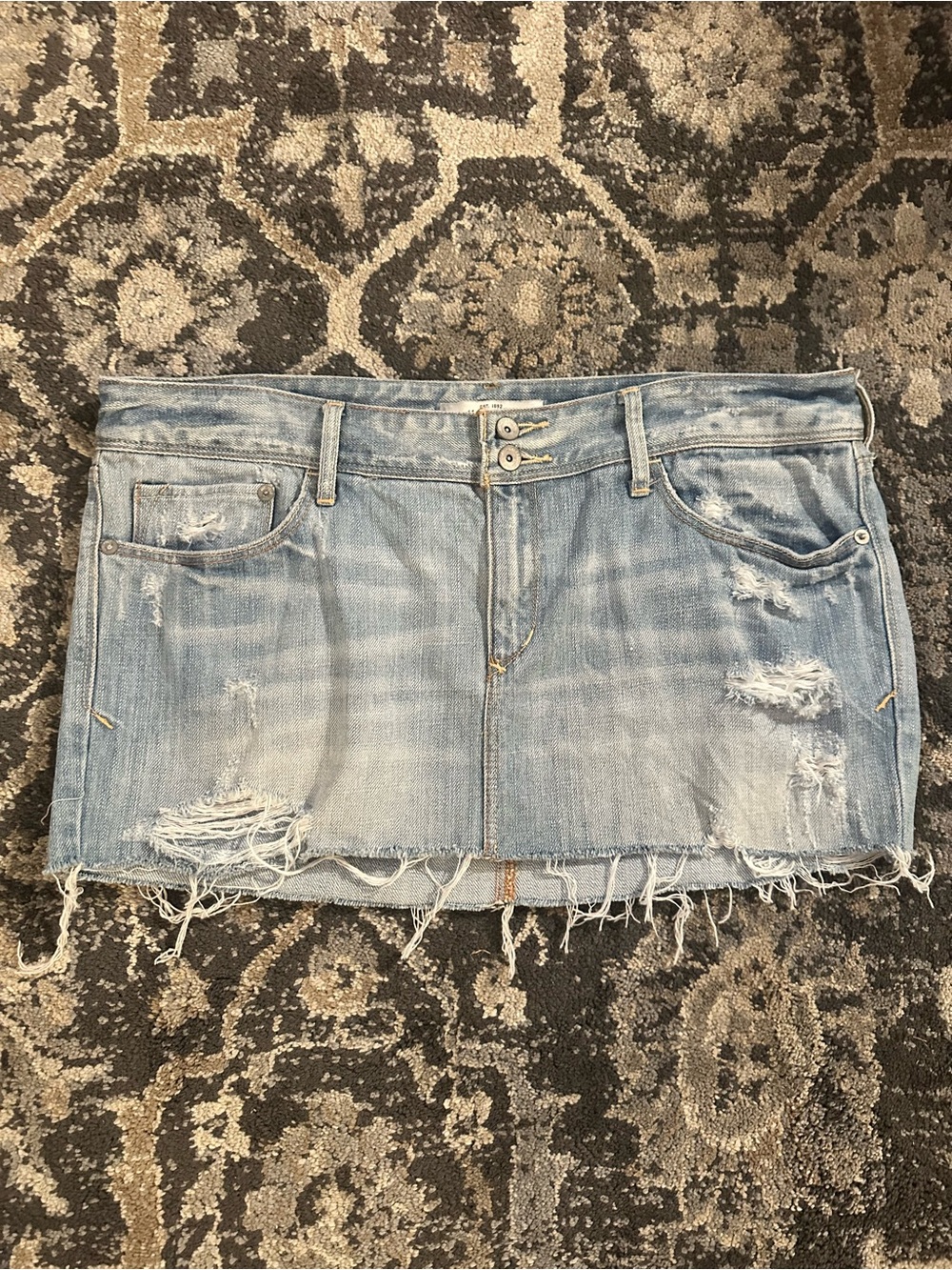 Abercrombie & Fitch Light Wash Distressed Denim Mini Skirt